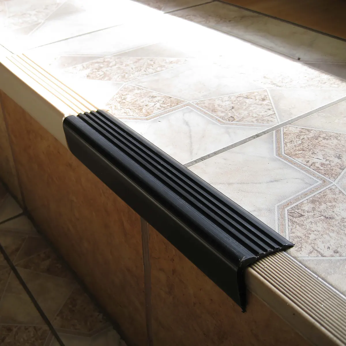 Изготовление порогов из керамической плитки